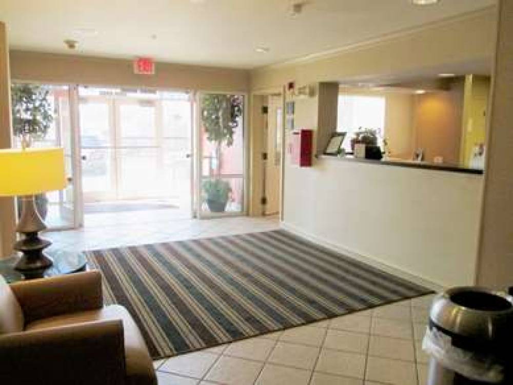 Extended Stay America - Kansas City - Country Club Plaza 2