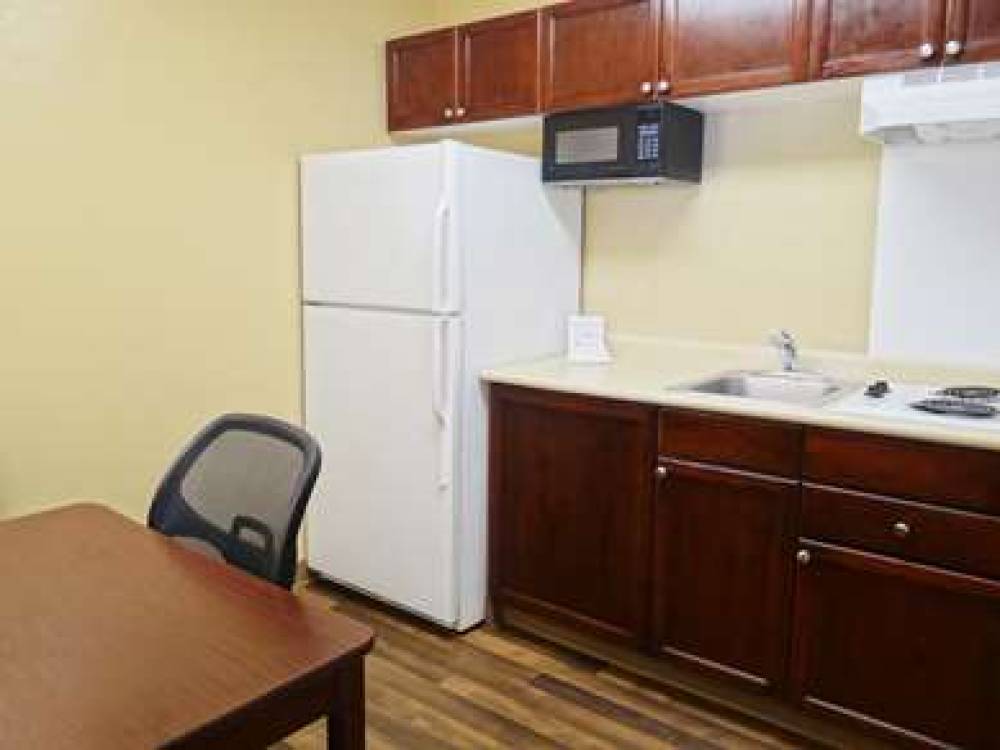 Extended Stay America - Kansas City - Overland Park - Metcalf Ave 9