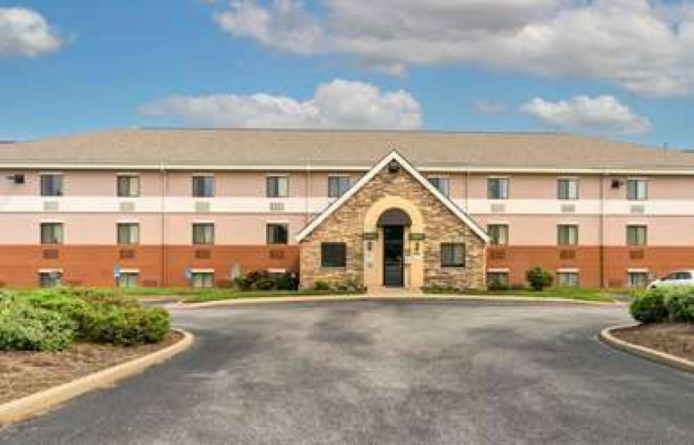 Extended Stay America - Louisville - Hurstbourne 1