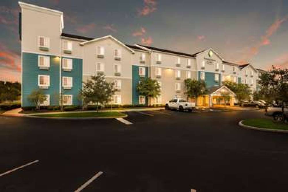 EXTENDED STAY AMERICA SELECT 6