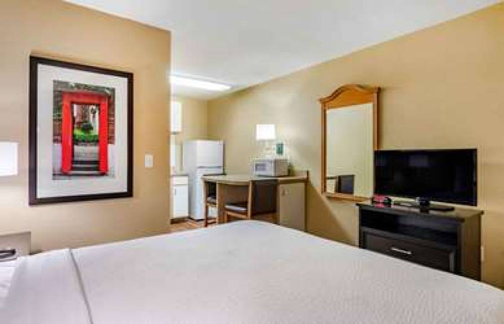 Extended Stay America - Tampa - Brandon 6