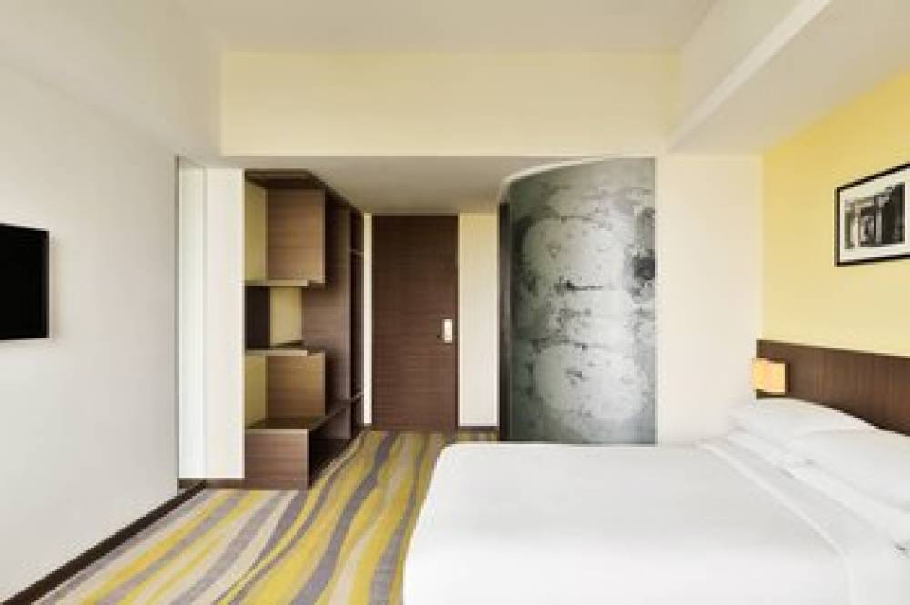 Fairfield By Marriott Ahmedabad 8