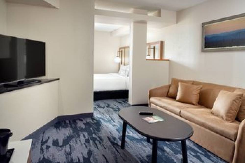 Fairfield By MarrIott Inn And Suites Asheville Outlets 10