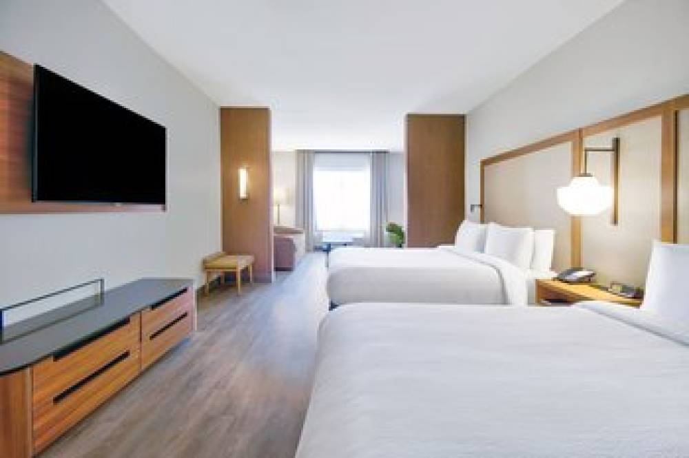 Fairfield By Marriott Inn And Suites Cincinnati North-West Chester 10