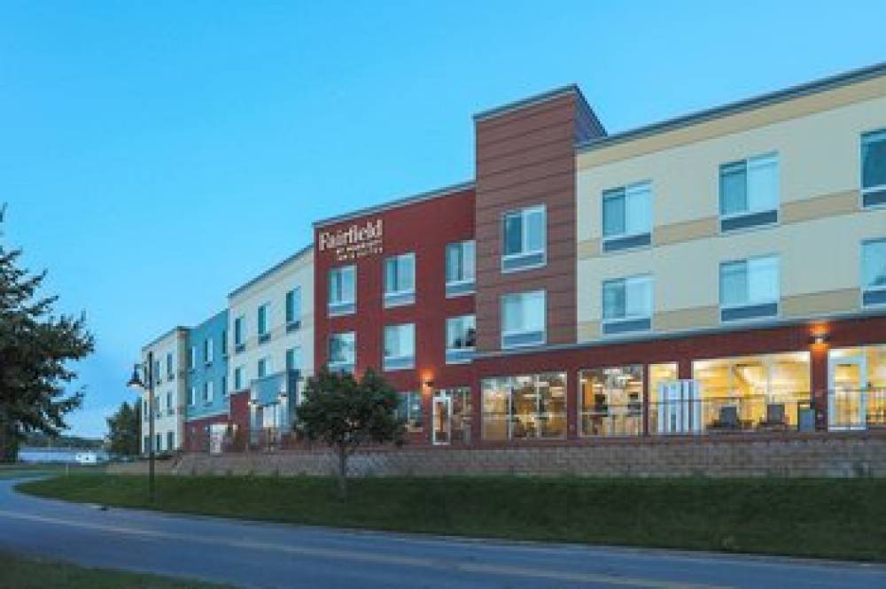 Fairfield By Marriott Inn And Suites Marquette