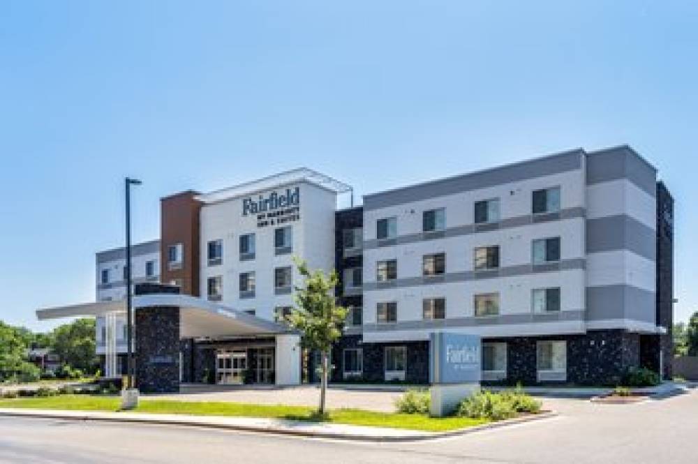 Fairfield By Marriott Inn And Suites Minneapolis North 1