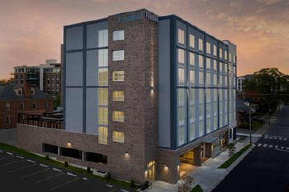 Fairfield By Marriott Inn And Suites Nashville Downtown The Parthenon 3