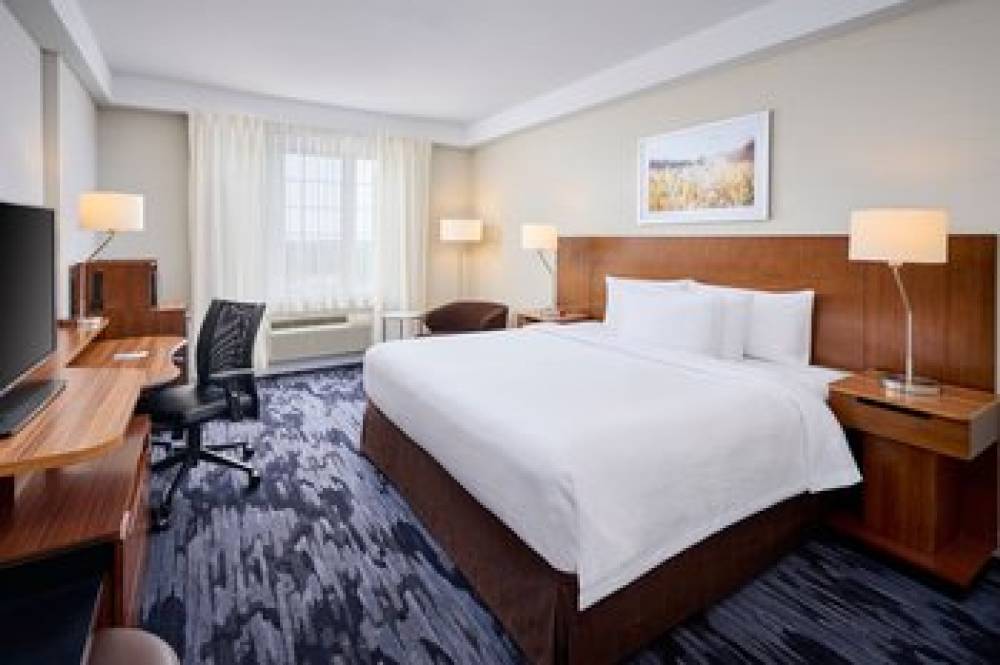 Fairfield Inn And Suites By Marriot Ottawa Kanata 6