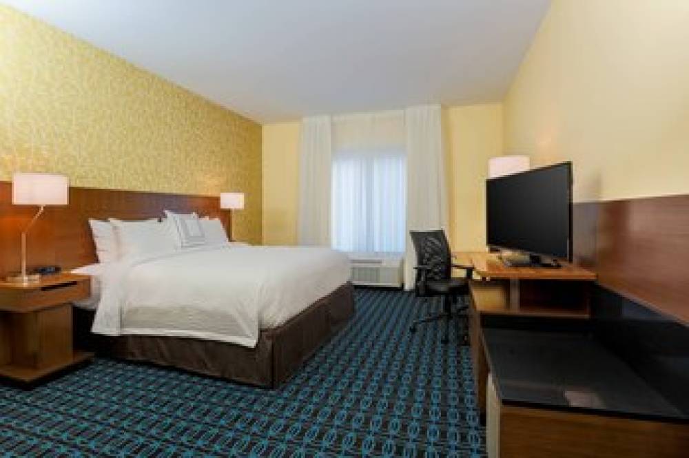 Fairfield Inn And Suites By Marriott Alexandria 7