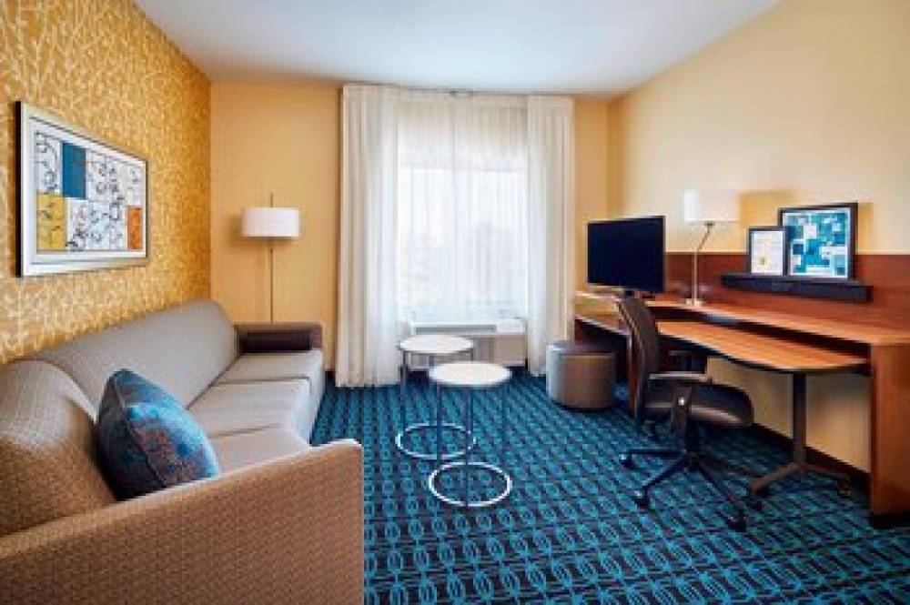 Fairfield Inn And Suites By Marriott Alexandria 10