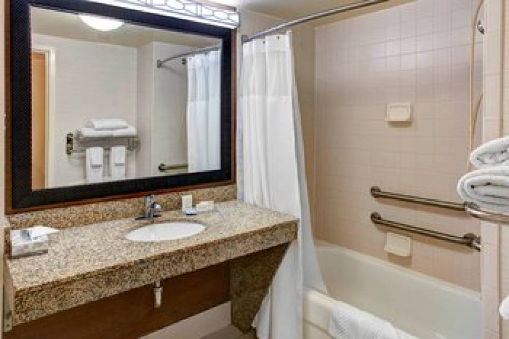 Fairfield Inn And Suites By Marriott Anniston Oxford 9