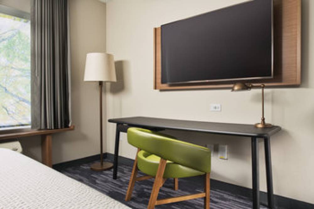 Fairfield Inn And Suites By Marriott Athens 7