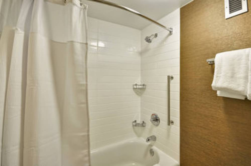 Fairfield Inn And Suites By Marriott Atlanta Vinings Galleria 6