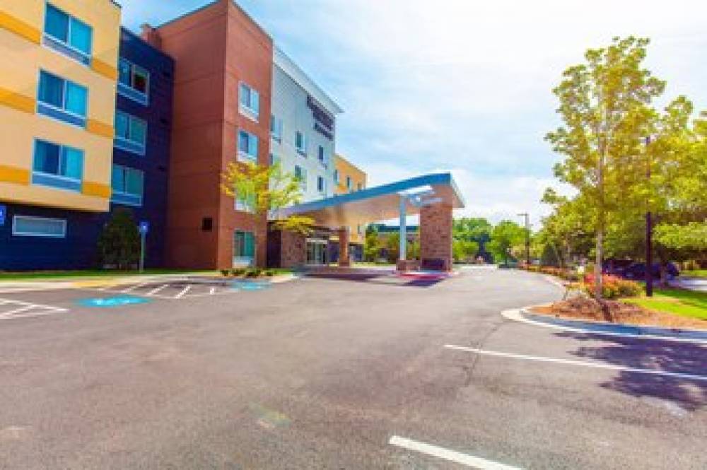 Fairfield Inn And Suites By Marriott Atlanta Woodstock 3