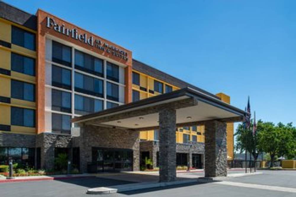 Fairfield Inn And Suites By Marriott Bakersfield Central