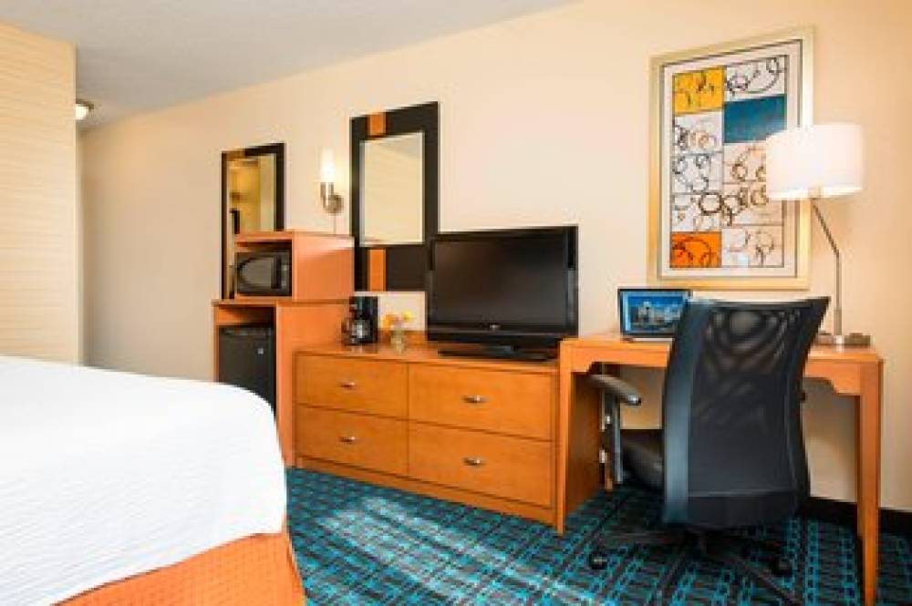 Fairfield Inn And Suites By Marriott Bloomington 8