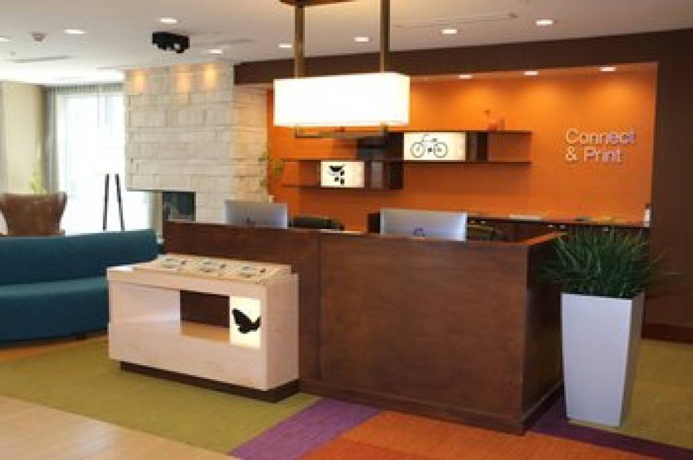 Fairfield Inn And Suites By Marriott Bowling Green 9