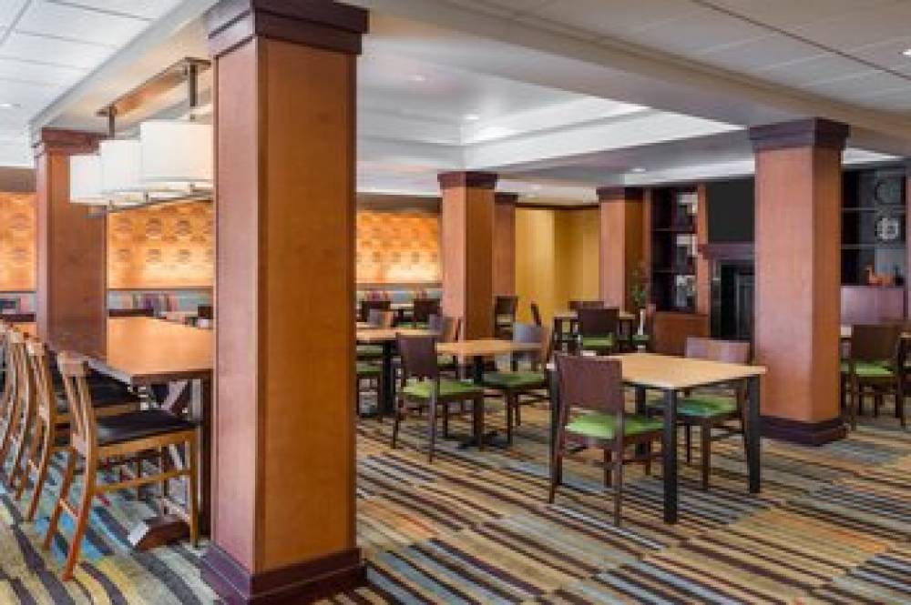 Fairfield Inn And Suites By Marriott Buffalo Airport 7