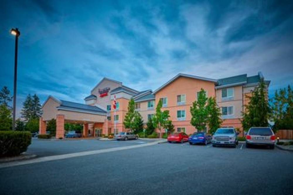 Fairfield Inn And Suites By Marriott Burlington 2