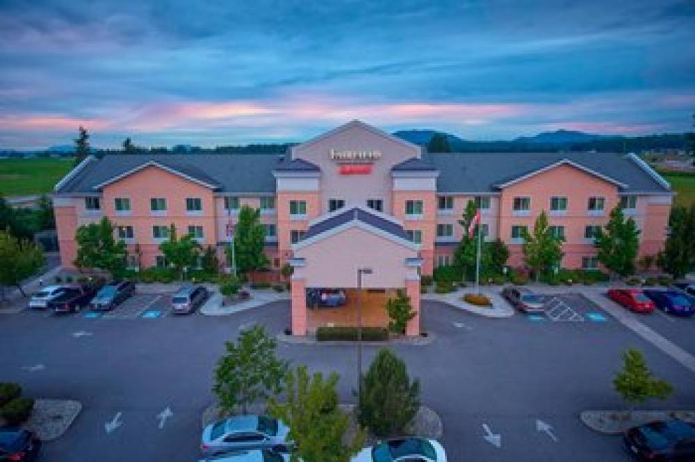 Fairfield Inn And Suites By Marriott Burlington 1