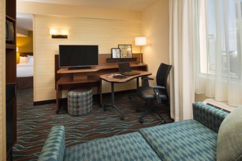 Fairfield Inn And Suites By Marriott Calgary Downtown 5