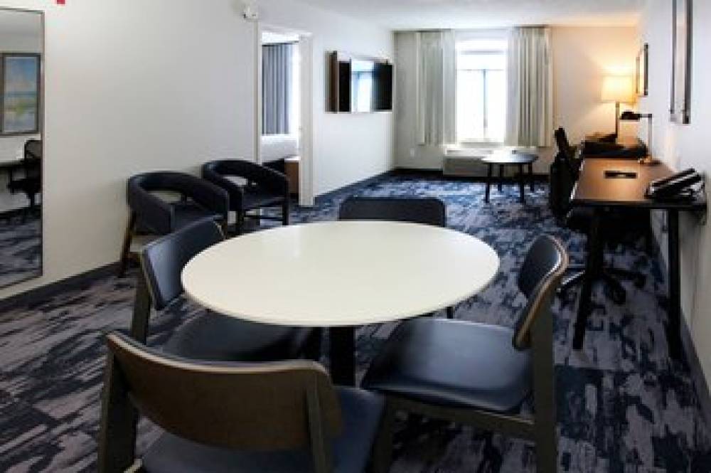 Fairfield Inn And Suites By Marriott Charleston Airport Convention Center 9