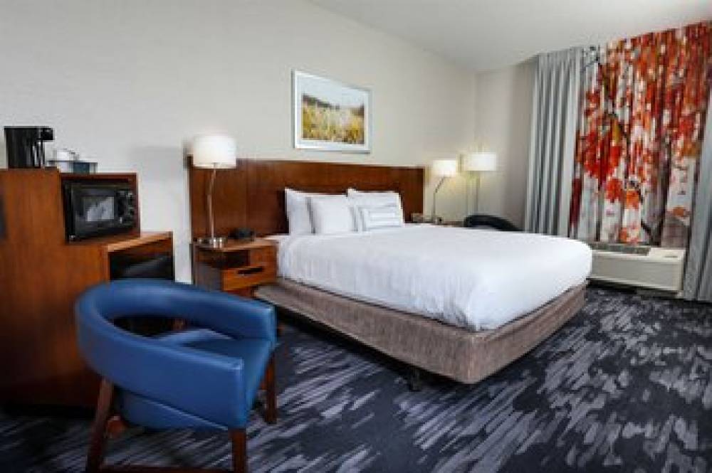 Fairfield Inn And Suites By Marriott Charleston North-Ashley Phosphate 7