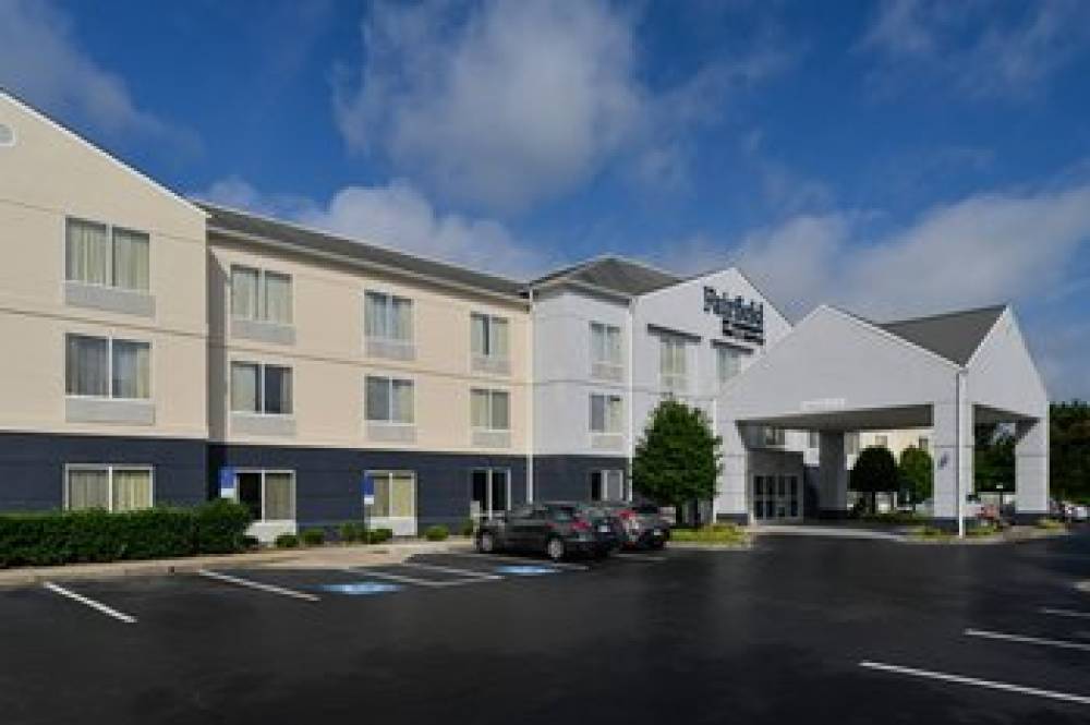 Fairfield Inn And Suites By Marriott Charlotte Arrowood 2