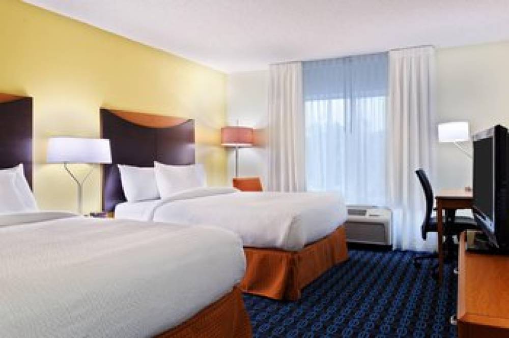 Fairfield Inn And Suites By Marriott Charlotte Arrowood 5