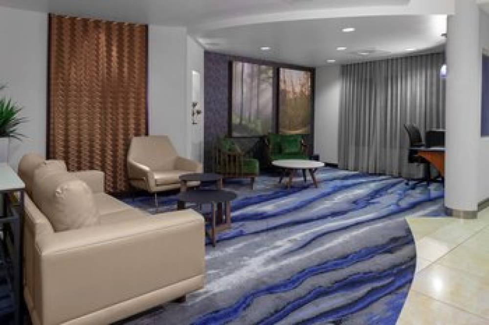 Fairfield Inn And Suites By Marriott Charlotte Matthews 4