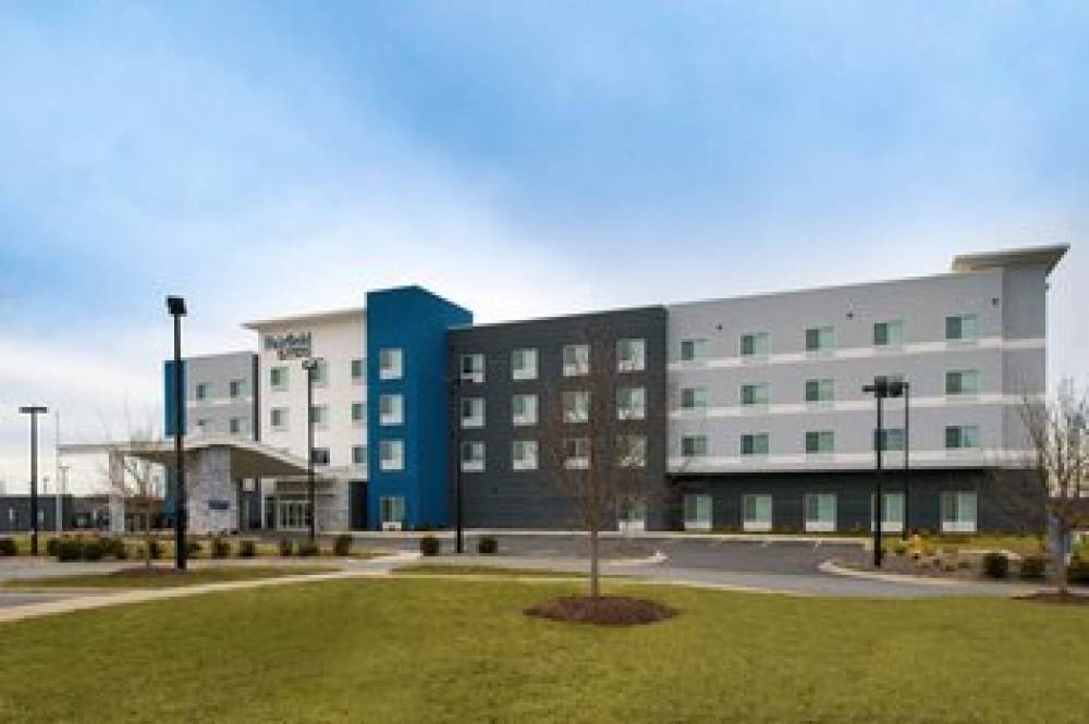 Fairfield Inn And Suites By Marriott Charlotte Northeast 1