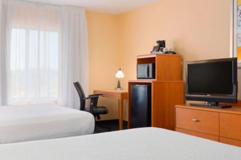 Fairfield Inn And Suites By Marriott Columbia Northeast 7