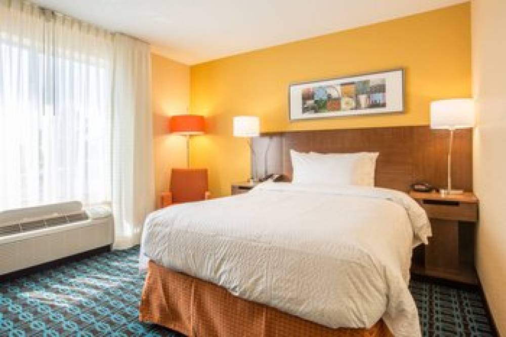 Fairfield Inn And Suites By Marriott Columbus 4