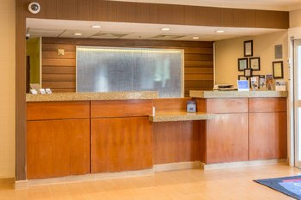 Fairfield Inn And Suites By Marriott Columbus 2