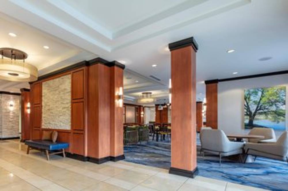 Fairfield Inn And Suites By Marriott Columbus 4