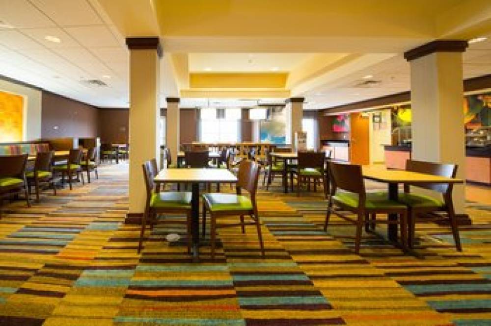 Fairfield Inn And Suites By Marriott Cordele 9