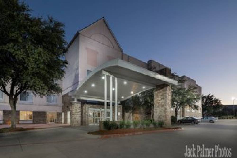 Fairfield Inn And Suites By Marriott Dallas Las Colinas