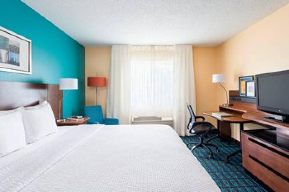 Fairfield Inn And Suites By Marriott Dallas Park Central 7