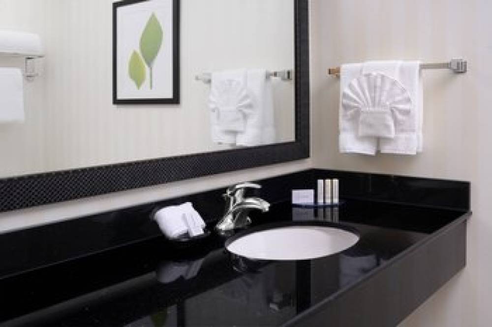 Fairfield Inn And Suites By Marriott Dallas Plano The Colony 7