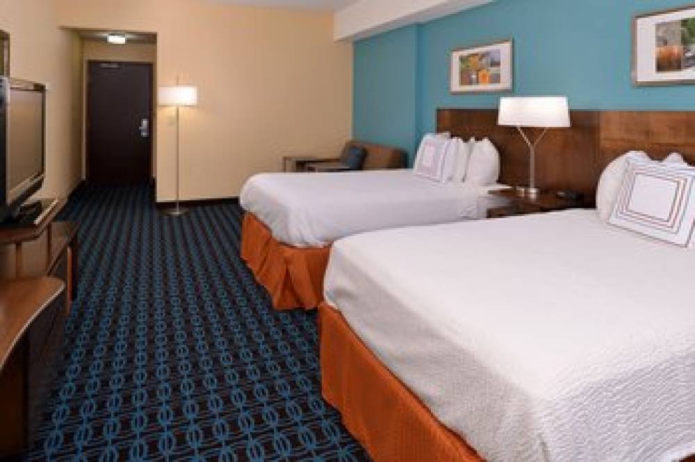 Fairfield Inn And Suites By Marriott Dayton Troy 8