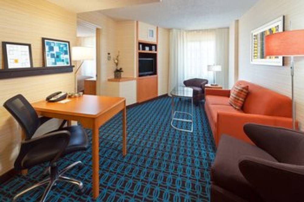 Fairfield Inn And Suites By Marriott Denver Cherry Creek 10