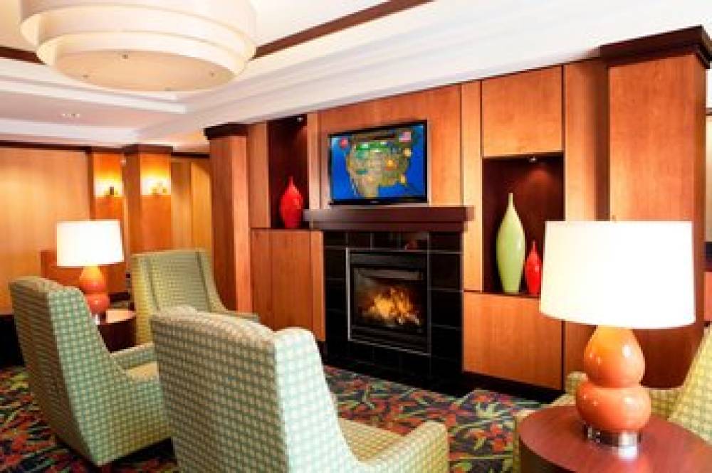 Fairfield Inn And Suites By Marriott Des Moines Airport 3