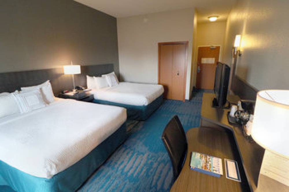 Fairfield Inn And Suites By Marriott Des Moines Airport 6