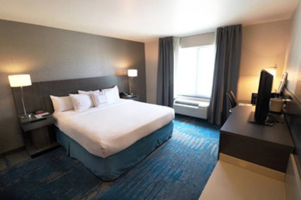 Fairfield Inn And Suites By Marriott Des Moines Airport 8