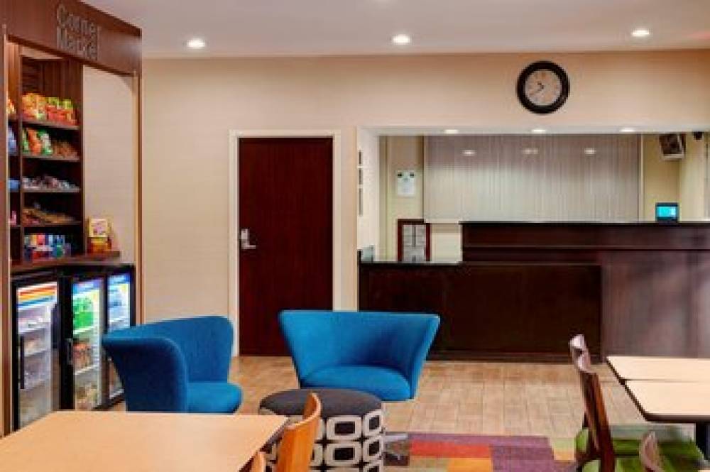 Fairfield Inn And Suites By Marriott Detroit Farmington Hills 2