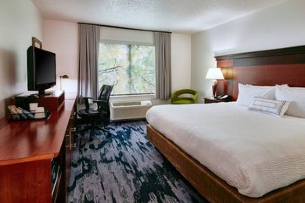 Fairfield Inn And Suites By Marriott Detroit Livonia 6