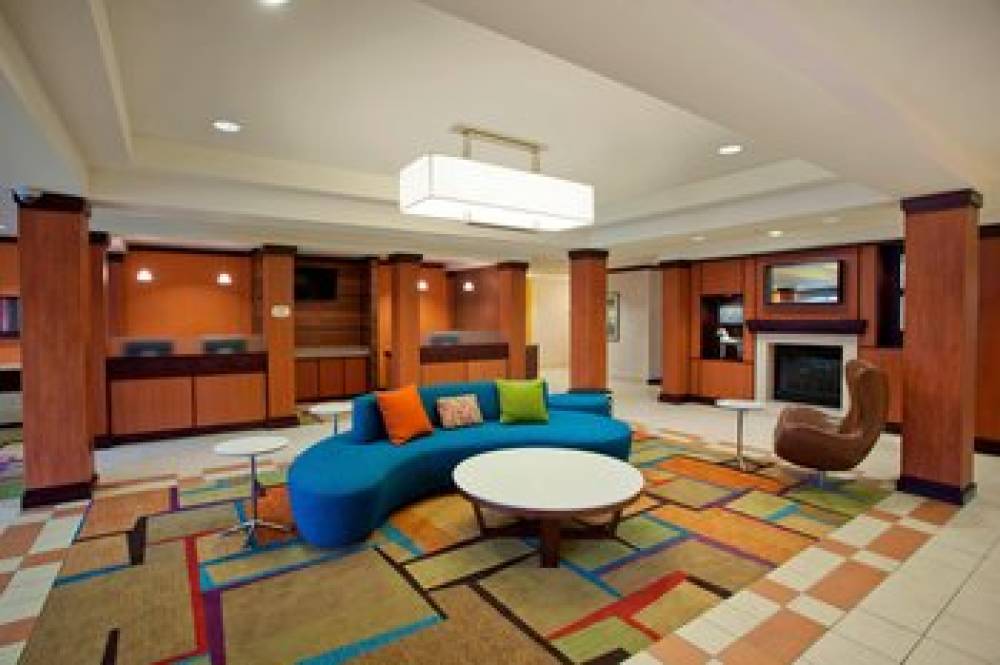 Fairfield Inn And Suites By Marriott Detroit Metro Airport Romulus 3