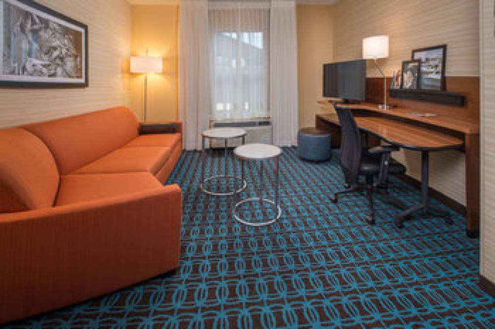 Fairfield Inn And Suites By Marriott Easton 1