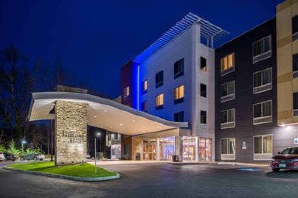 Fairfield Inn And Suites By Marriott Eugene East-Springfield 2