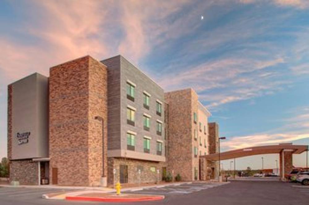 Fairfield Inn And Suites By Marriott Flagstaff East 1